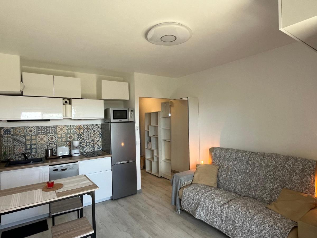 Avec Terrasse Et Parking A Apartamento